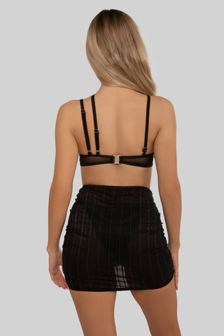 Duality meshed skirt in black strip